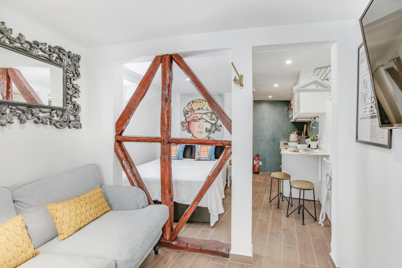 Alfama Lyfe Apartment Lisbon Bagian luar foto
