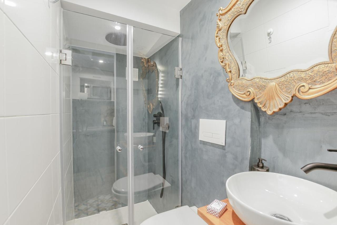Alfama Lyfe Apartment Lisbon Bagian luar foto