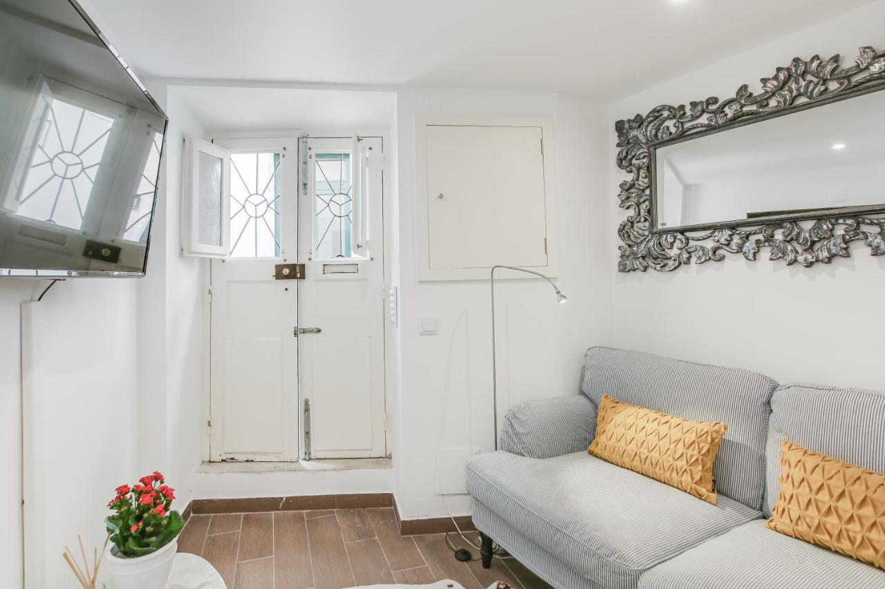 Alfama Lyfe Apartment Lisbon Bagian luar foto